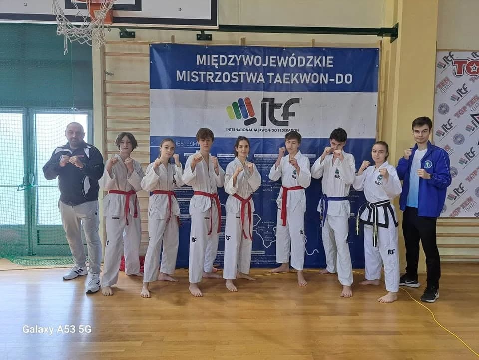 Międzywojewódzkie Mistrzostwa Taekwon-do w Miękini 2023 – medale i ambitne walki naszej ekipy!